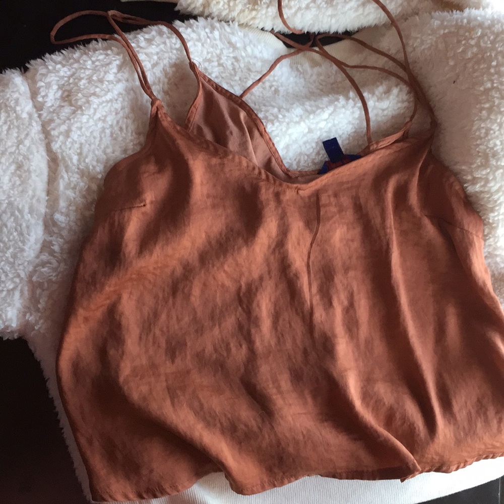 Cute v neck crop top